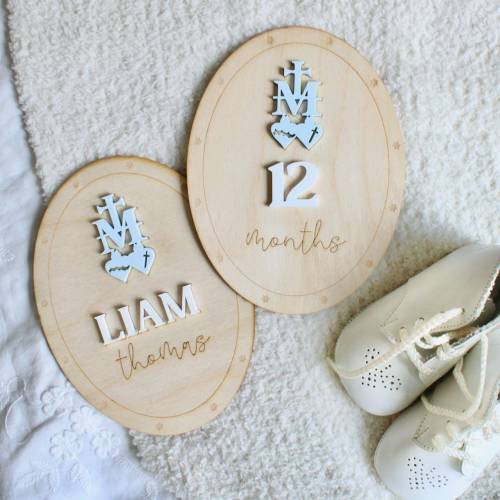 Miraculous Medal Catholic Baby Milestone Cards, Catholic Baby Monthly Milestone Tracker, Godson Gift, Catholic Baptism Gift
