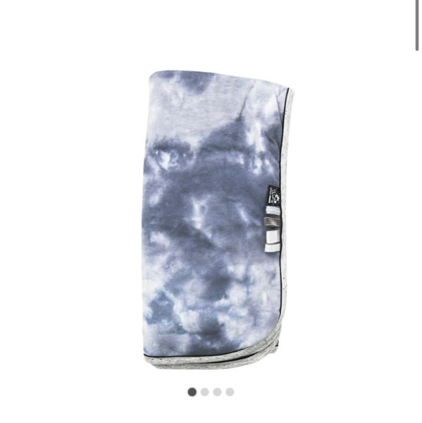 Blue Tie Dye Summer Blanket