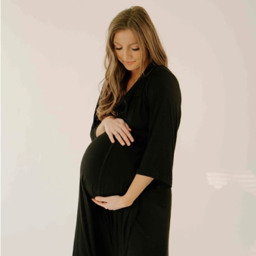 Lila Labor & Postpartum Gown in Black