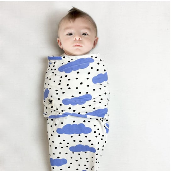 Norani Baby Snugababe Sleep Pod with Arm Inserts - Blue Clouds