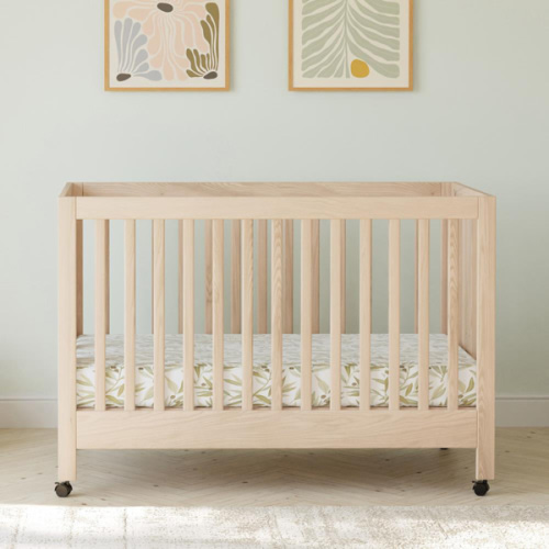 Maki Full-Size Folding Crib with Toddler Rail - Washed Natural | Rebelstork US