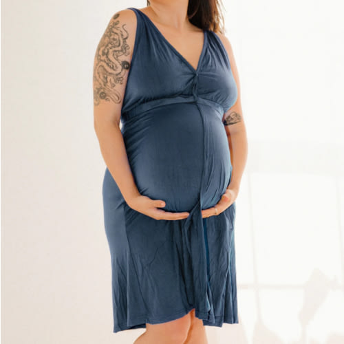 Juliet Labor & Postpartum Gown in Midnight Blue – Lila