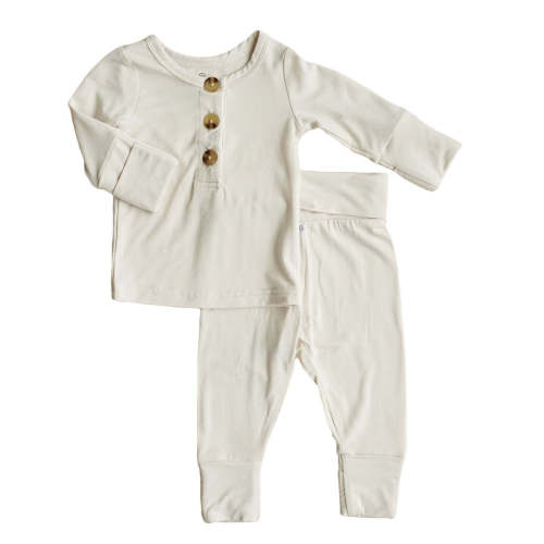 2pc Bamboo Button Top & Bottom in Eggshell | Caden Lane