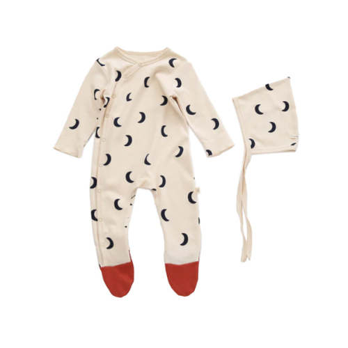Minimalistic Print Jumpsuit With Hat