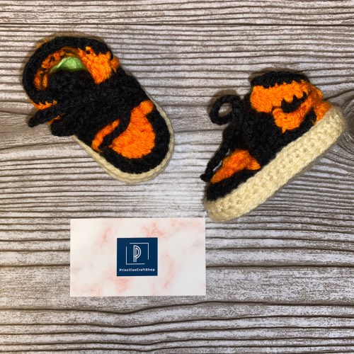 Handmade Crochet Jordan 1 Retro “Shattered Blackboards 3.0” Baby Sneakers – Made to Order