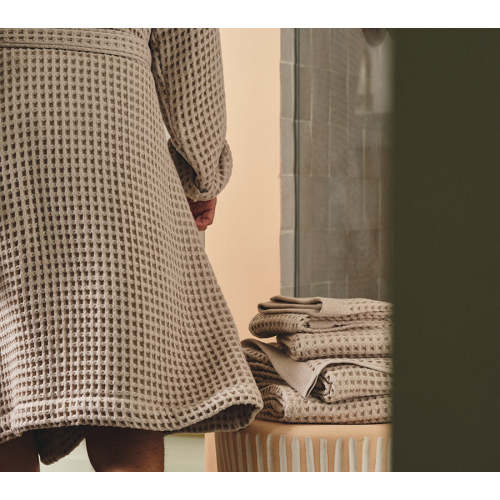 Dreamweave Waffle Bath Robe | Bath Robes | Brooklinen
