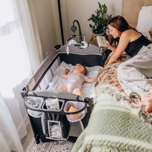 AILEEKISS 4-in-1 Unisex Nursery Center, Portable Playard Combo Station with Bassinet & Changing Table for Newborns