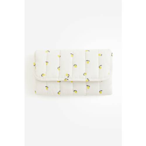 FOLDABLE CHANGING PAD