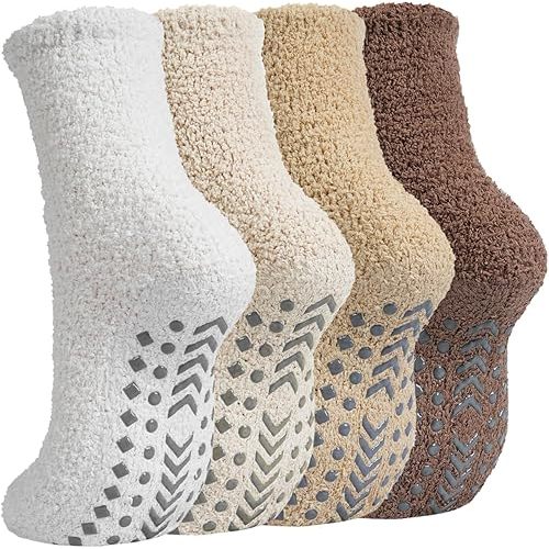 Non Slip Socks for Women Gifts,Winter Warm Fuzzy Slippers With Grips Cozy Fluffy Hospital Sleep Sock