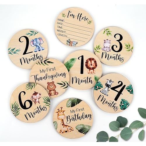 HOUÍSM Wooden Baby Monthly Milestone Cards Safari Jungle Animals with Birth Announcement Sign, Pregnancy and Baby Shower Gifts for Boys and Girls, Newborn Photography Props