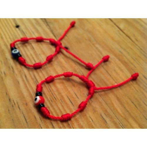 Baby evileye bracelet. Baby Evil eye bracelet. Baby Bracelet. Evileye baby bracelet. Mal de ojo. Knots bracelet. Baby bracelet