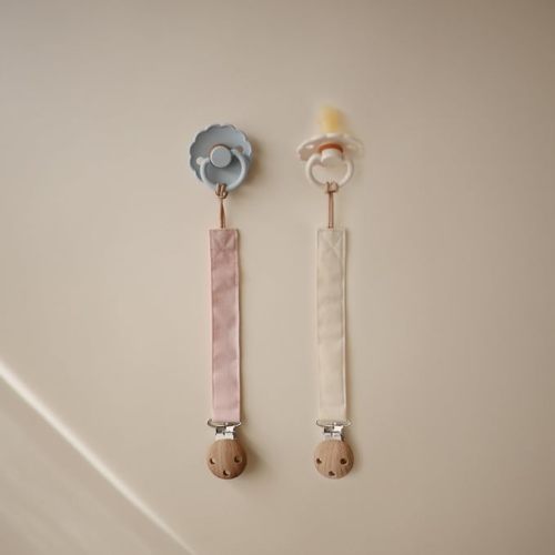mushie Linen Baby Pacifier Clip Holder (Blush/Cream) | Soft Linen Fabric, BPA-Free Clip, 2 Pack, Universal Fit