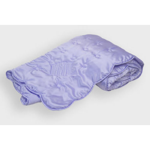 Leontine Linens Buttons Baby Quilt