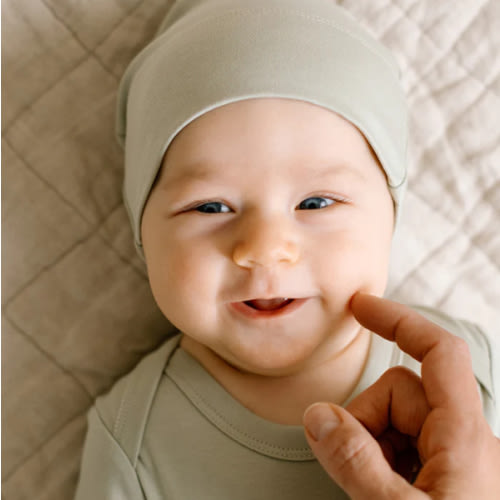 Classic Knotted Hat