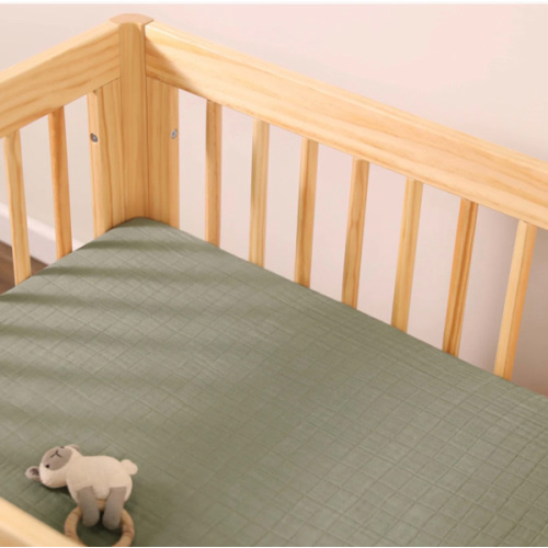 Babyletto All-Stages Midi Crib Sheet in GOTS Certified Organic Muslin Cotton