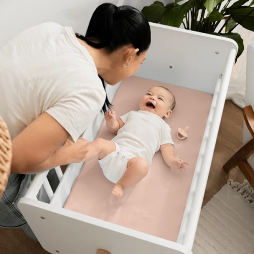 Muslin Fitted Bassinet Crib Sheet by Comfy Cubs blush