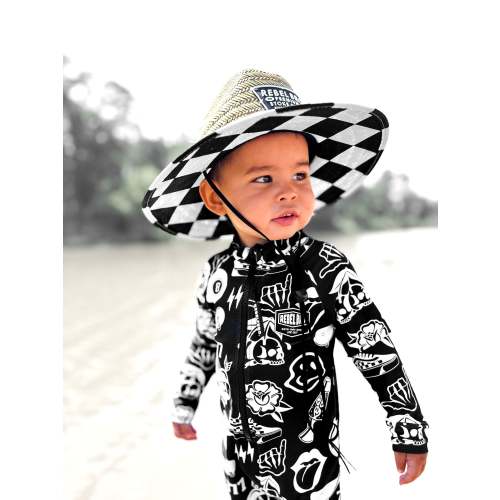 Straw Hat in Venice