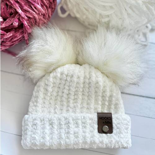 0-3 Month Baby Hat with Removable Double Pom Poms, Baby Shower Gift, Crochet Beanie, Trendy Newborn Hats, Accessories, Winter Wear, Knit Hat