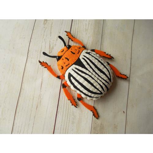Realistic Colorado potato beetle from felt Kids learn felted bugs felt beetle - young naturalist gift Realistic Colorado beetle toy