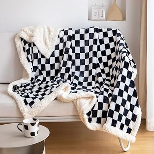 LOMAO Sherpa Throw Blanket Fleece Blanket with Checkered Pattern Soft Thick Blanket for Couch, Bed, Sofa Luxurious Warm and Cozy for All Seasons (Black, 51"x63")