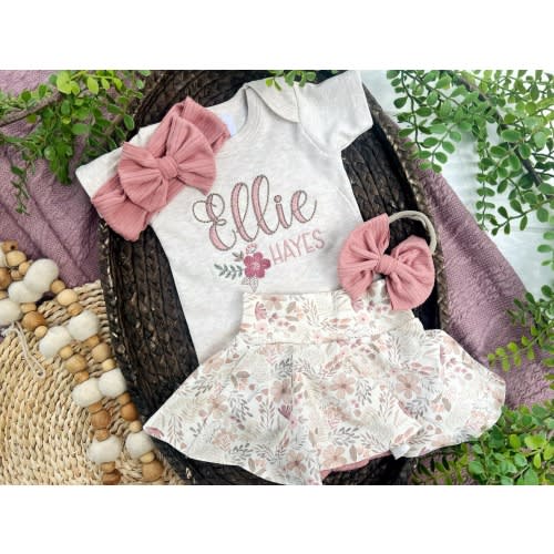 Personalized Floral Newborn Baby Girl Outfit,custom name girl, coming home outfit for baby girl, baby girl outfit, hospital outfit girl