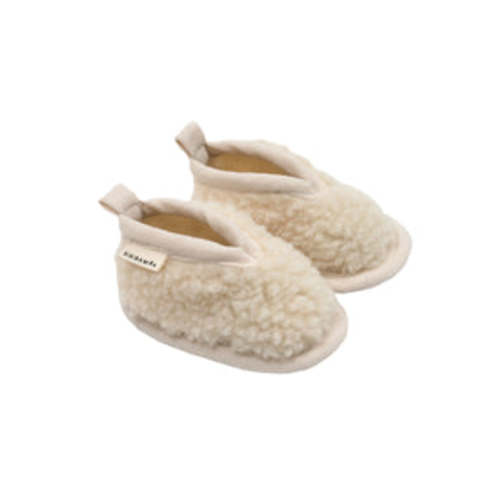 Baby Sheepskin Booties - Sheepskin Leather Soled Booties in "Milk" – BINIBAMBA