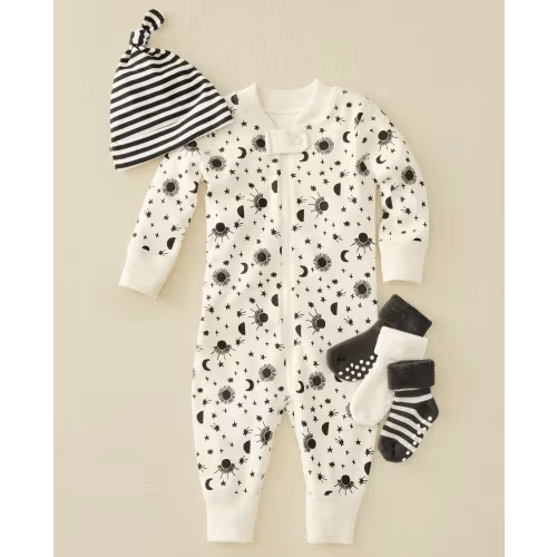 5-Piece Baby Gift Set - Ecru/Black, 3-6 months