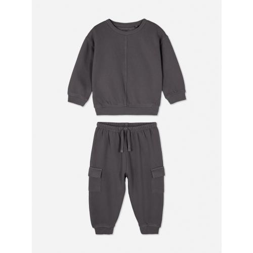 Sweatshirt and Cargo Joggers Set