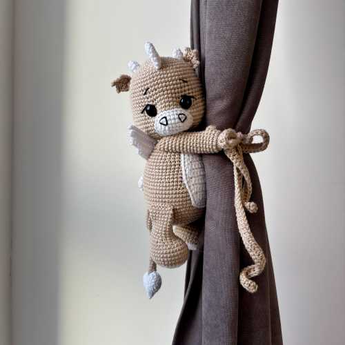 Dragon Curtain Tieback – Crochet Dragon Curtain Holder, Handmade Animal Nursery Decor, Fantasy Nursery Gift