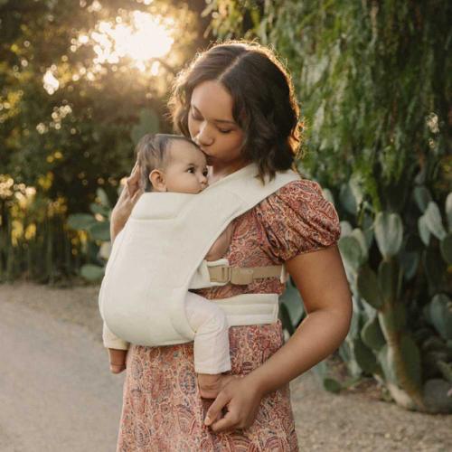 Embrace Cozy Newborn Carrier: Cream