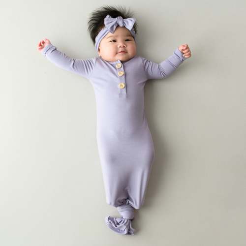 Knotted Gown with Bow Set in Cloud | Kyte Baby