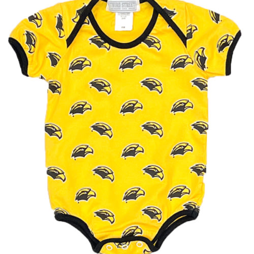 Third Street Infant Onesie With New Eagle Head | Campus Book Mart