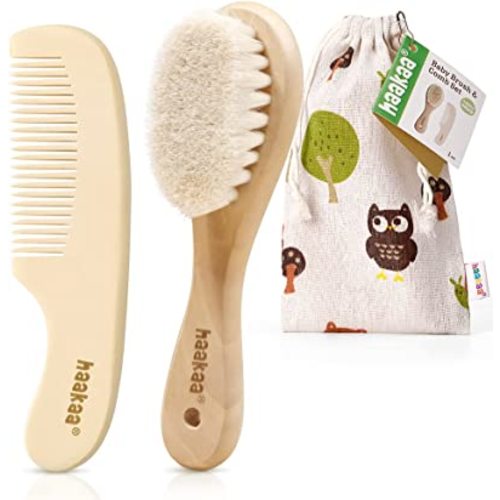 haakaa Baby Hair Brush and Comb Set for Newborns & Toddlers, Natural Hair Comb Wooden Comb Perfect Baby Shower and Registry Gift - Ideal for Cradle Cap - Wooden Baby Hair Brush and Comb Set