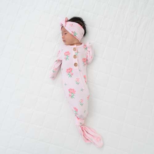 Knotted Gown with Bow Set in Cloud | Kyte Baby