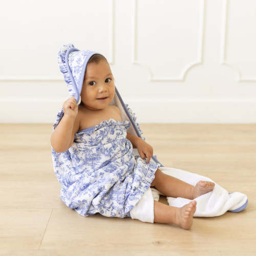 Princess Damask White Girls Hooded Towel | Briar