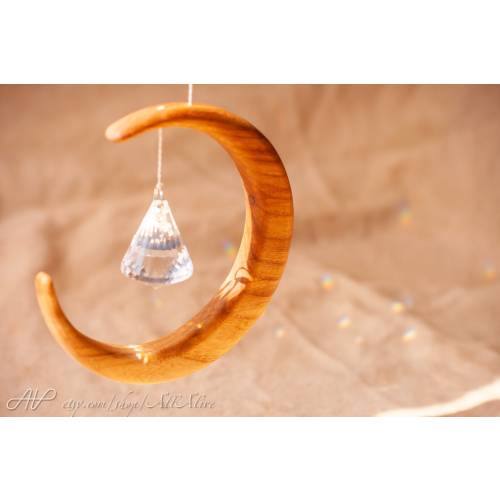 Simple and pretty wooden Suncatcher - Moon - Rainbows in your room each sunny day - waldorf inspired decor - baby neutral nursery