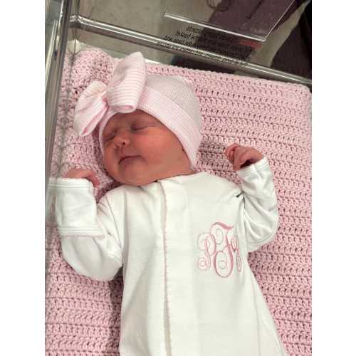 Personalized Baby Girl Coming Home Outfit • Monogrammed Newborn Gown with Bow Hat • Soft Cotton Baby Shower Gift • Hospital Outfit