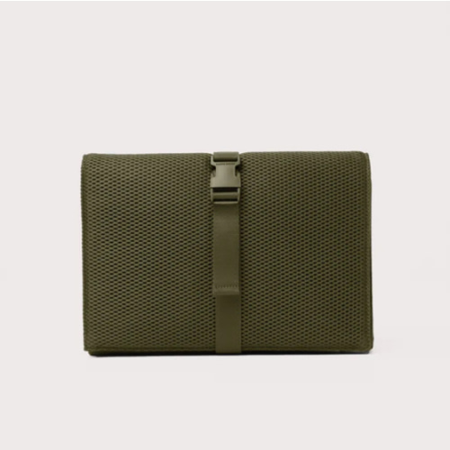 Joey Changing Kit in Onyx