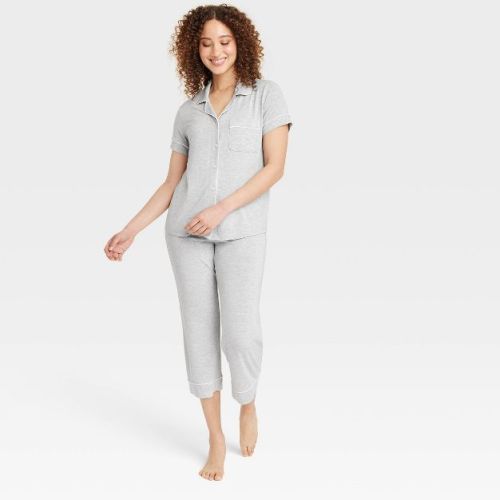 Women's Cloud Knit Short Sleeve Notch Collar Top And Cropped Pants Pajama Set - Auden™ Heathered Gray 1x