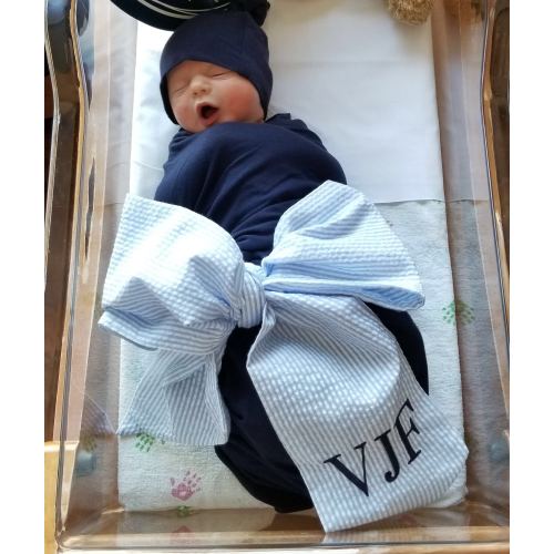 Monogrammed Newborn Infant Baby Bow Sash Blanket, Maternity Photography Prop, Monogrammed Newborn Wrap, Baby Photo Prop, Big Bow