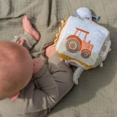 Soft activity cube Little Farm