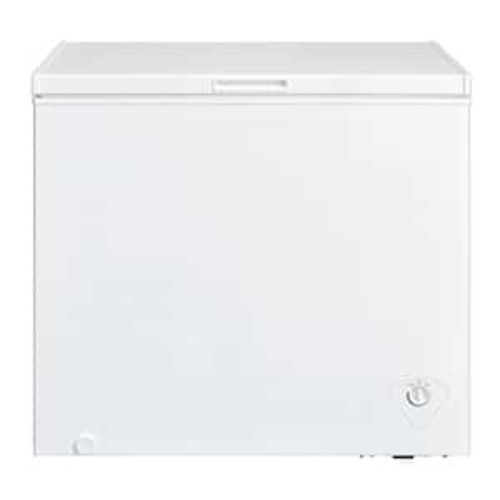 7 cu. ft. Manual Defrost Chest Freezer in White Garage Ready