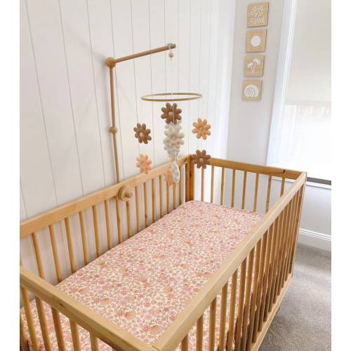 Daisy Floral Nursery Mobile