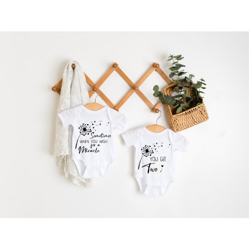 Twin Onesie®, Twin Mom Gift, Twin Baby Shirt, Twins Baby Shower, Best Friends Twin Bodysuits, Cute Twin Onesie®, Cute Newborn Gift