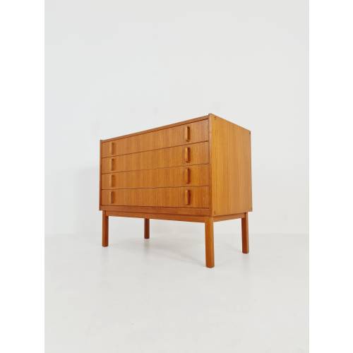 Midcentury Swedish chest of drawers / 4 drawers cabinet by Bertil Fridhagen for Bodafors, 1960s