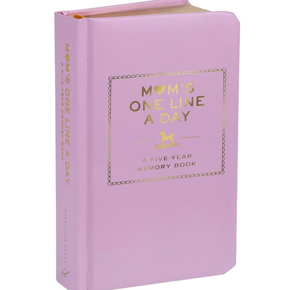 Mom's One Line a Day: A Five-Year Memory Book