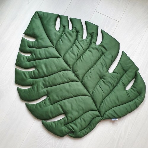 Monstera leaf play mat Green palm leaf carpet Botanical nursery decoration Tropical baby shower gift Jungle style kids room bedside rug