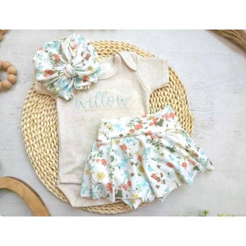 Personalized Floral Newborn Baby Girl Outfit,custom name girl, coming home outfit for baby girl, baby girl outfit, hospital outfit girl