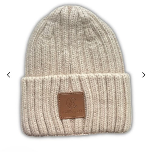 Ribbed Knit Beanie – Aarin & Co.