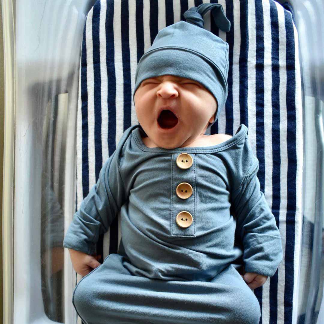 Caden Lane Bamboo Baby Knot Gown and Hat (Dusty Blue)